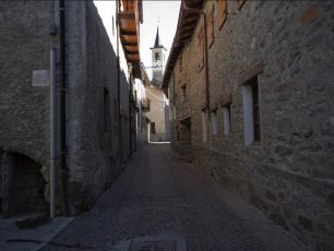 Streets of Dolonne Center