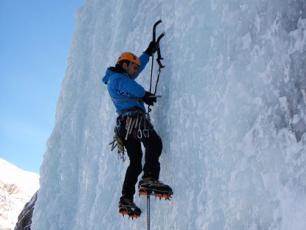 Icefall Climbing in Cogne, Aosta Valley